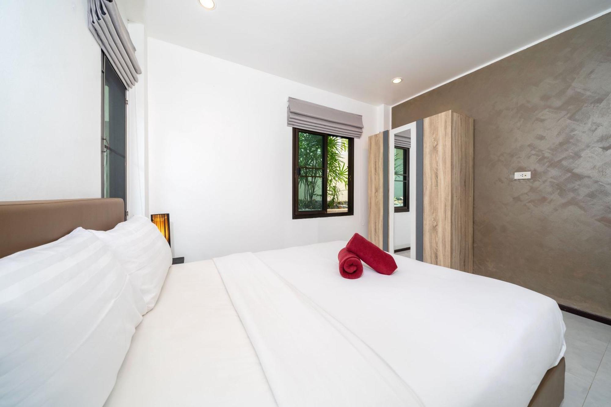 Oxavia Garden Oasis In Nai Harn - Your Private Tropical Garden With 3 Cabins And Jacuzzi Rawai ภายนอก รูปภาพ