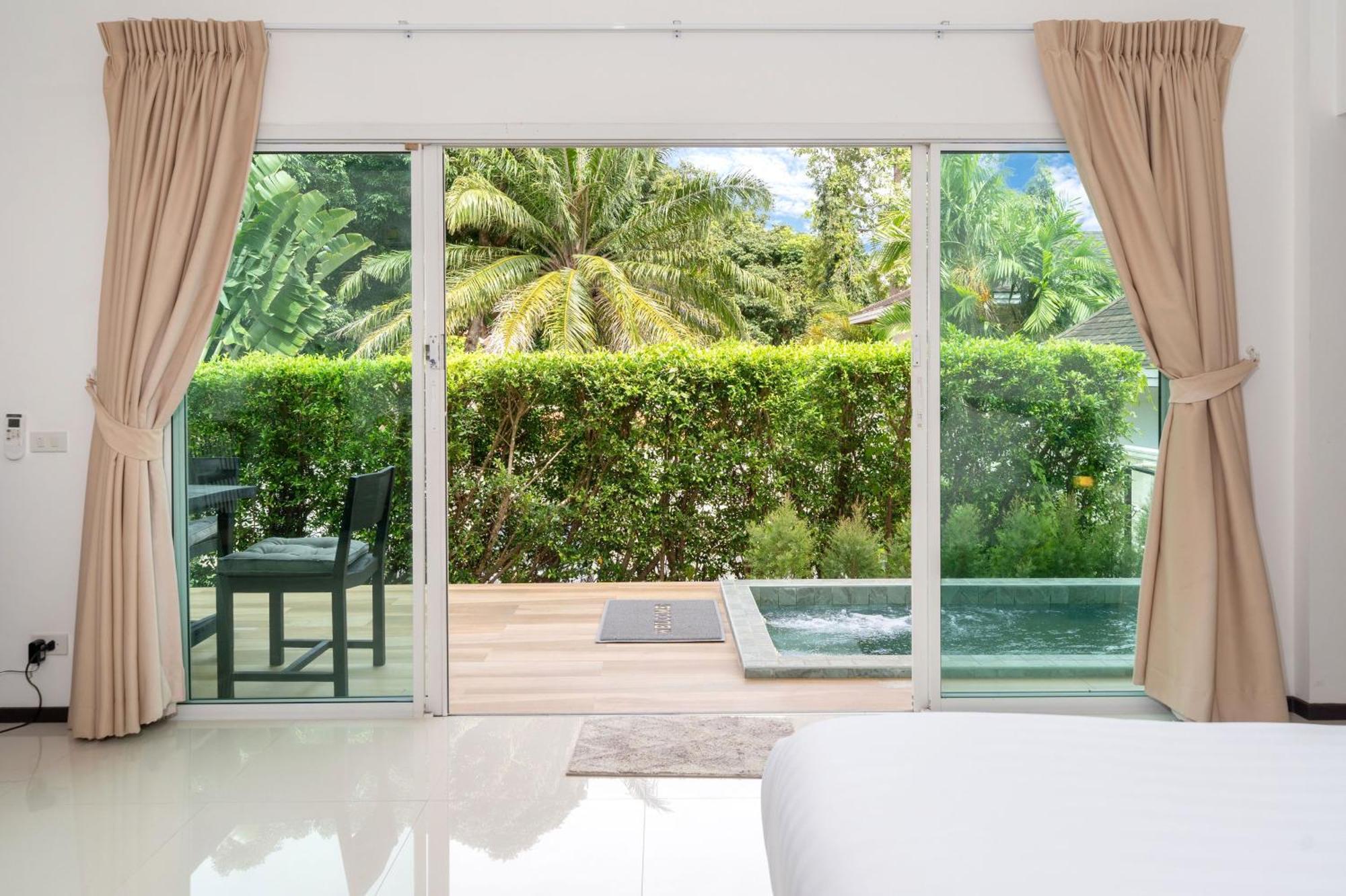Oxavia Garden Oasis In Nai Harn - Your Private Tropical Garden With 3 Cabins And Jacuzzi Rawai ภายนอก รูปภาพ