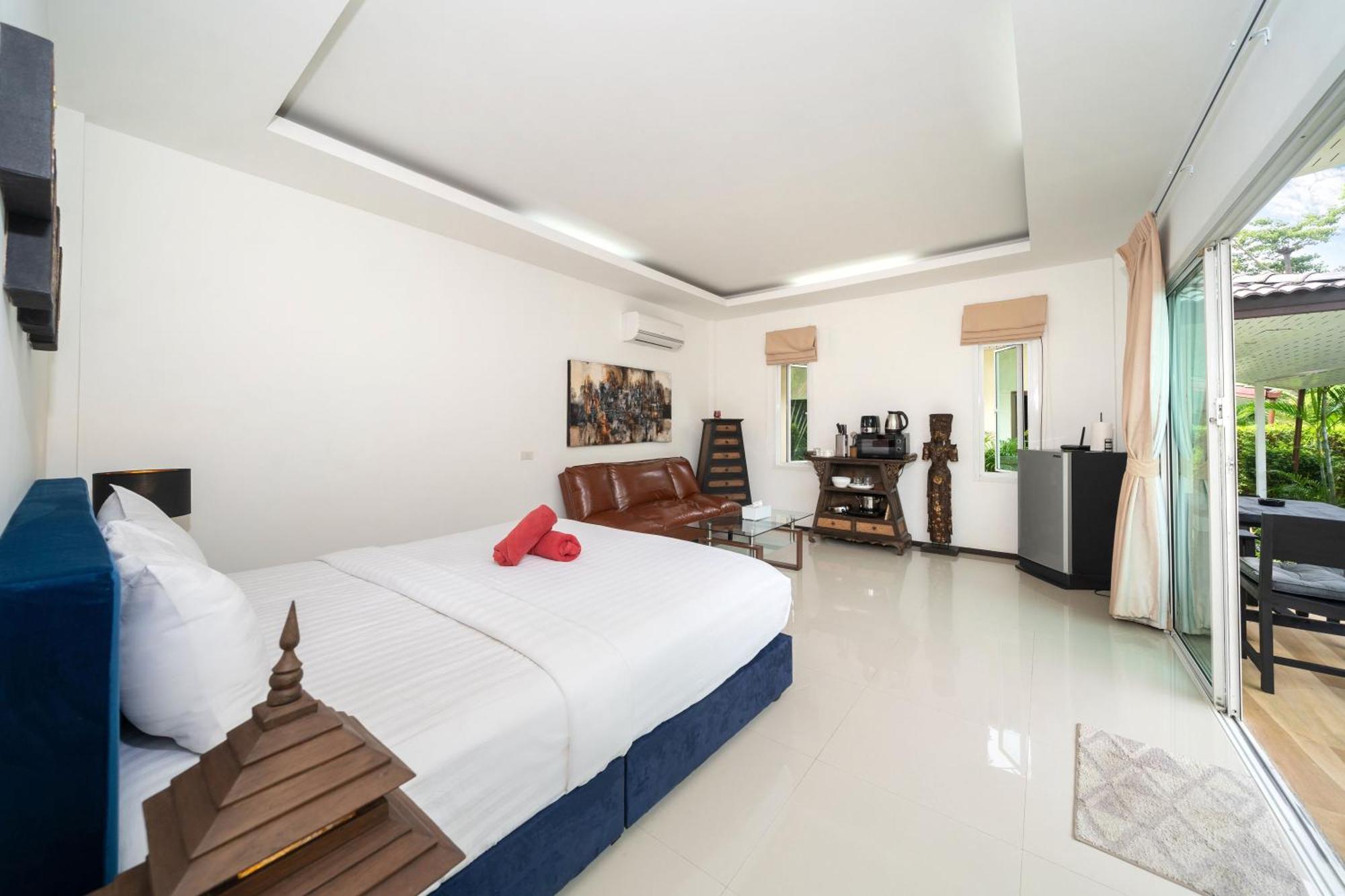 Oxavia Garden Oasis In Nai Harn - Your Private Tropical Garden With 3 Cabins And Jacuzzi Rawai ภายนอก รูปภาพ