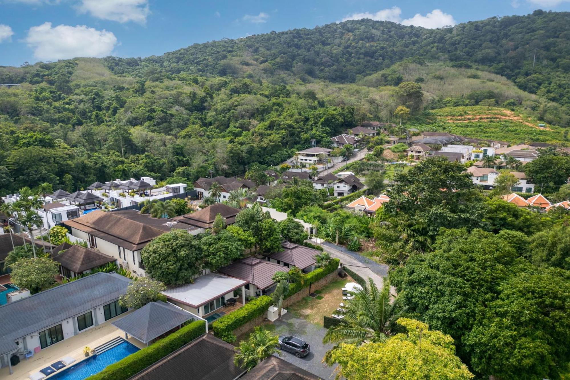 Oxavia Garden Oasis In Nai Harn - Your Private Tropical Garden With 3 Cabins And Jacuzzi Rawai ภายนอก รูปภาพ